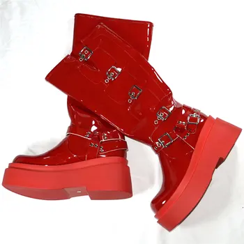 Модни обувки на много високи токчета, дамски червени ботуши до коляното на танкетке от лачена кожа, дамски обувки-лодка на платформата с кръгло бомбе, ежедневни обувки