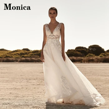 Модно сватбена рокля МОНИКА с V-образно деколте за булката, без ръкави, трапецовидна форма, с фатиновой аппликацией, с влак, сватбени рокли за сватба